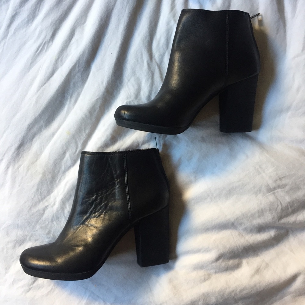 Madewell black booties